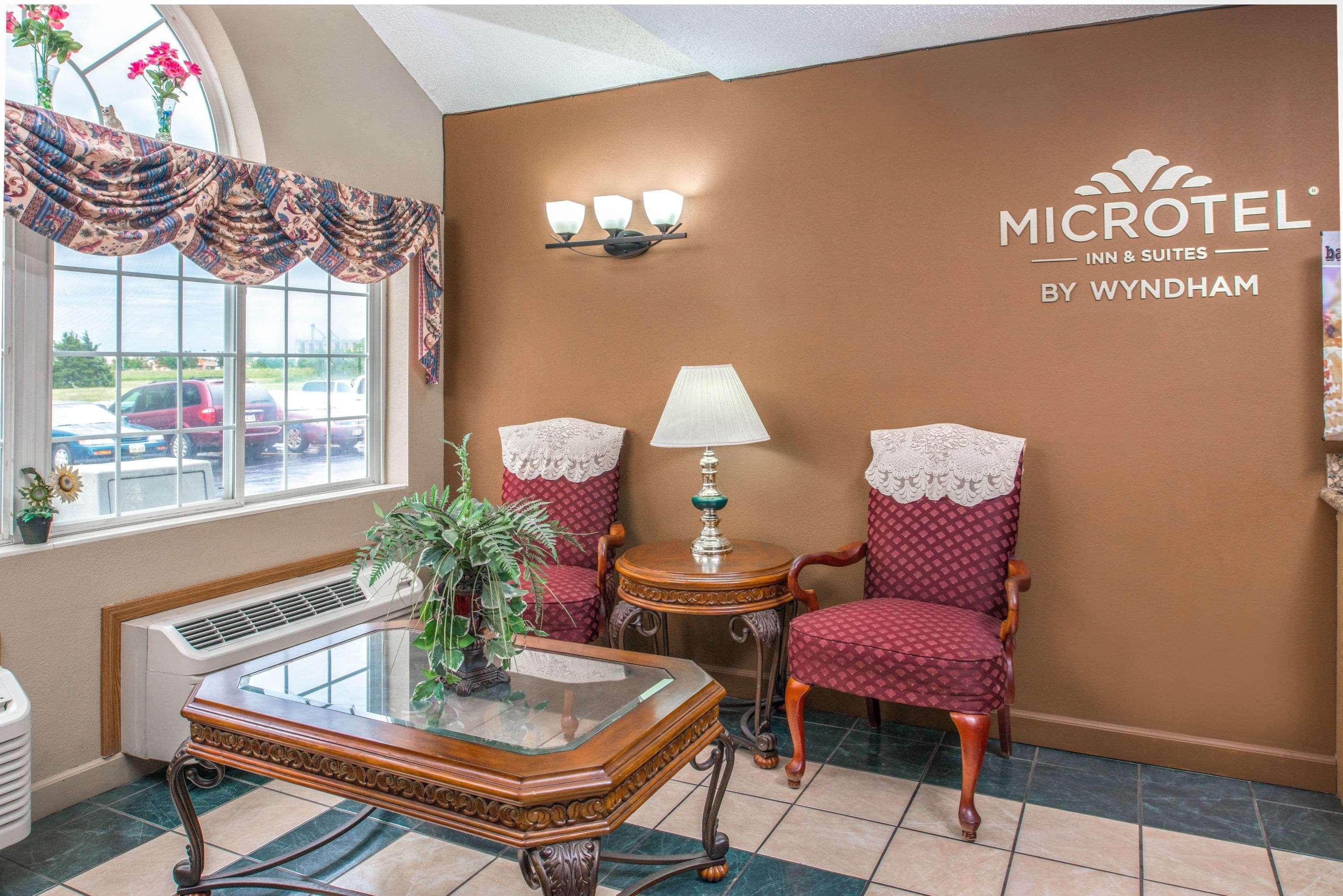 Microtel Inn & Suites לינקולן מראה חיצוני תמונה